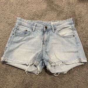 h&m boyfriend denim shorts